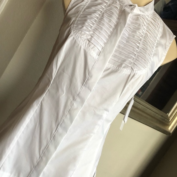 Laundry By Shelli Segal Tops - LAUNDRY BY SHELLI SEGAL Sleeveless blouse NWT